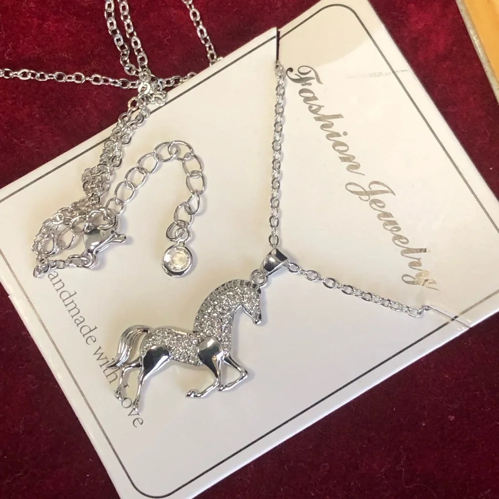 Pony Necklace